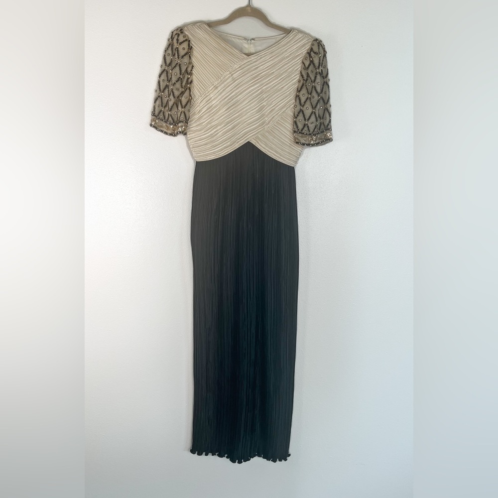 George F. COUTURE dress hand beaded black white gown 6